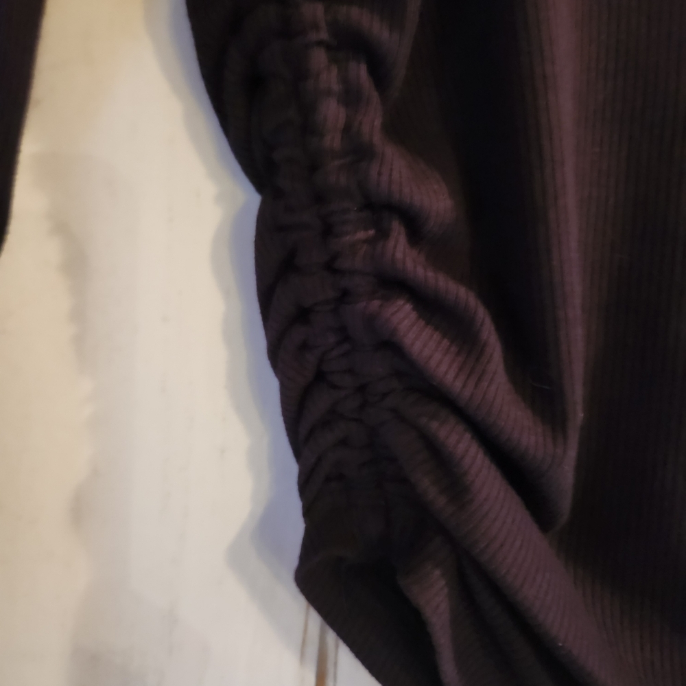 Forever 21 black crop xsmall - Picture 3 of 4